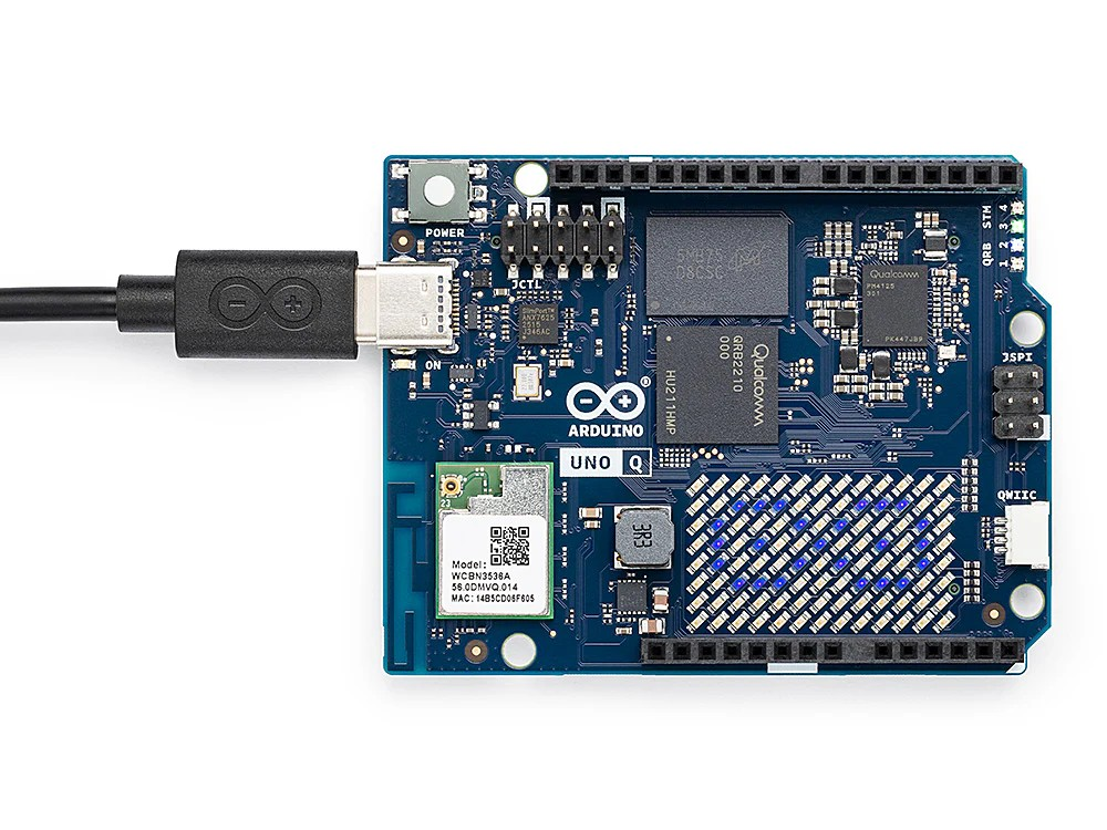 Arduino UNO Q - Image 6