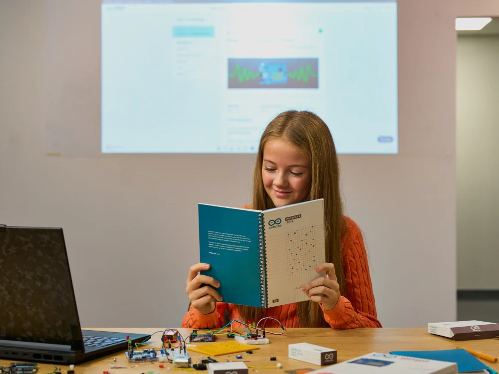 Arduino Starter Kit R4 - Image 10